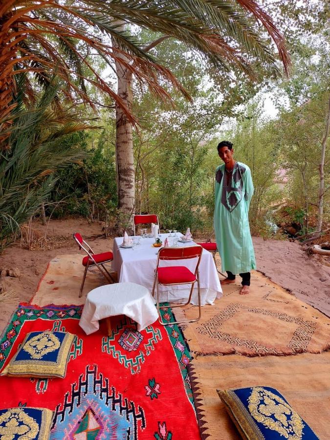 Auberge Restaurant Tissili " Oasis De Fint" Buitenkant foto