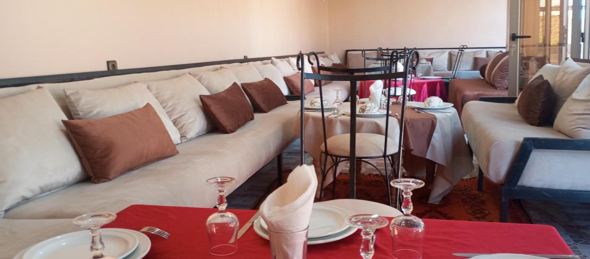 Auberge Restaurant Tissili " Oasis De Fint" Buitenkant foto