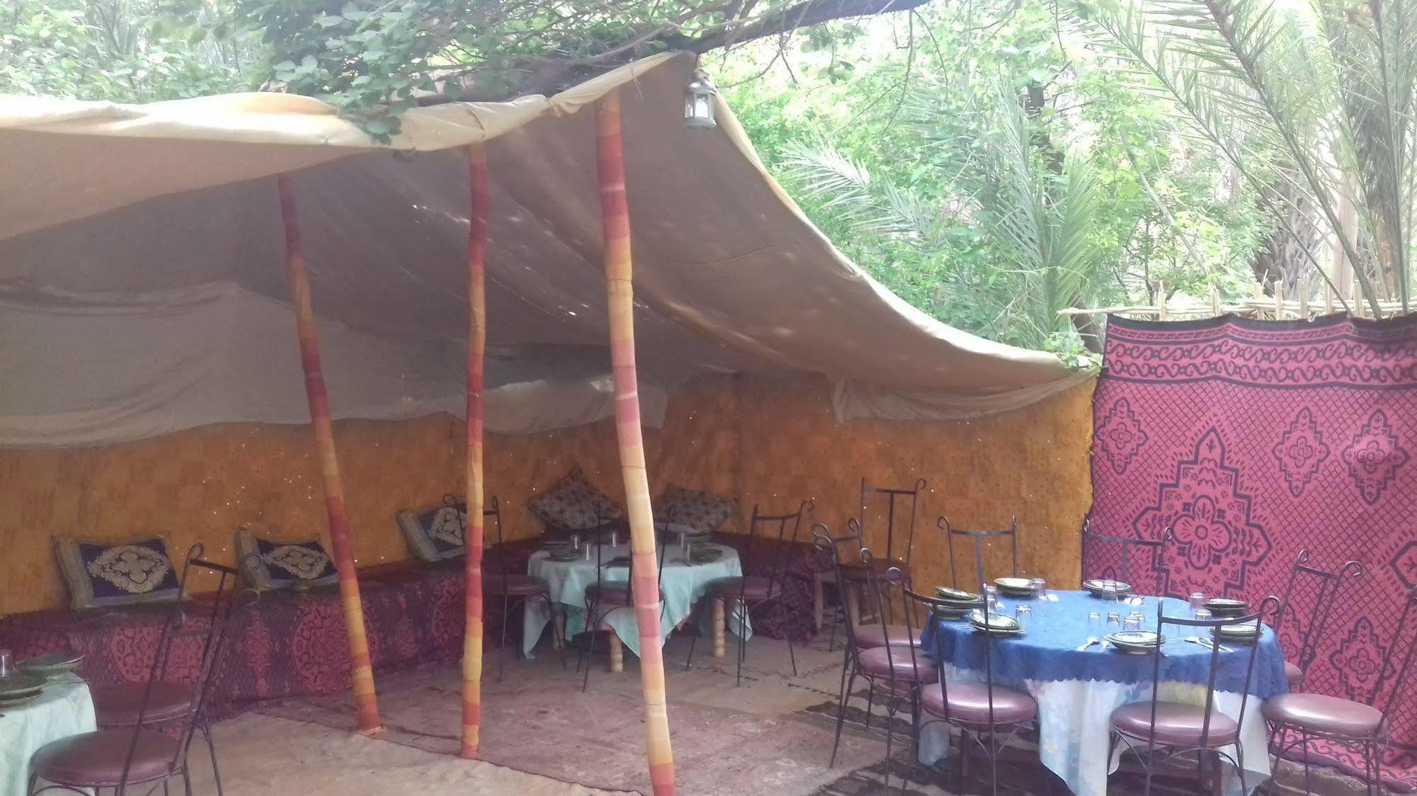Auberge Restaurant Tissili " Oasis De Fint" Buitenkant foto